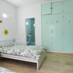 Natura Hostel *
